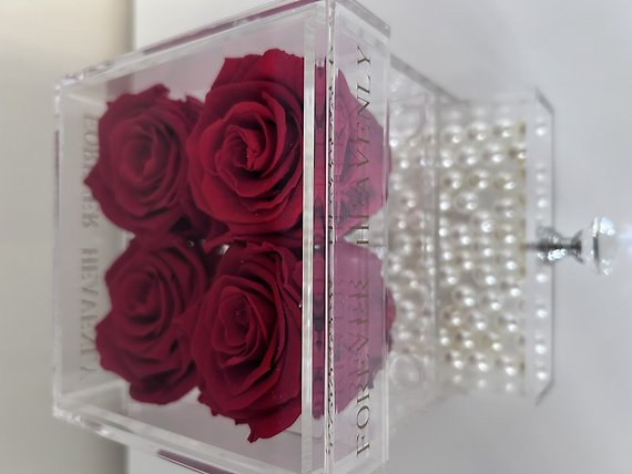 4 FOREVER ROSE BOX With Jewellery Box With Pearl\"LAST 1-3 YEARS\"