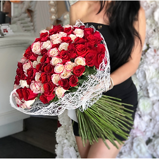 The Heavenly Hundred Bouquet